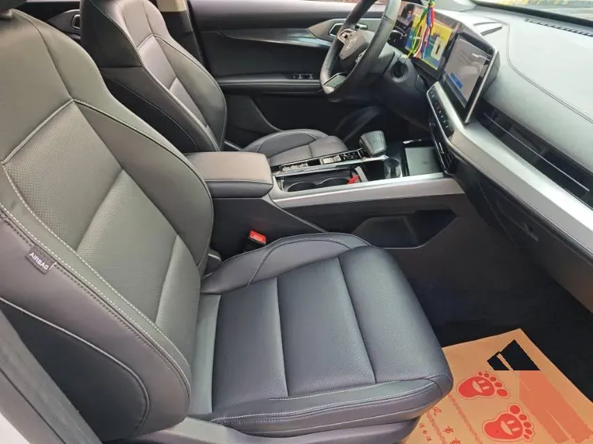 2022 MG ONE 1.5T 181HP L4 CVT,autocango,china used car exporter,china ev exporter,chinese used car exporter,chinese used ev exporter