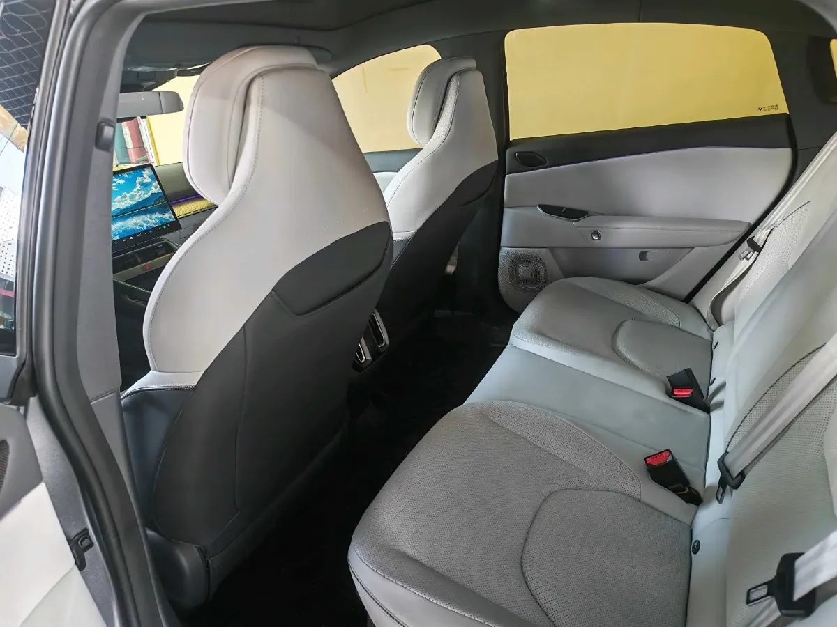 2024 ARCFOX αT5 BEV 79.2KWH,autocango,china used car exporter,china ev exporter,chinese used car exporter,chinese used ev exporter