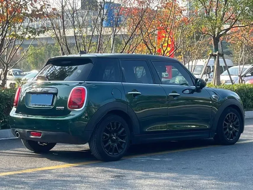 2018 MINI COUNTRYMAN 1.5T 136HP L3 6AT,autocango,china used car exporter,china ev exporter,chinese used car exporter,chinese used ev exporter
