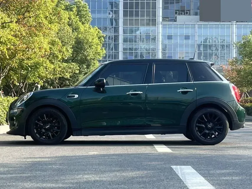 2018 MINI COUNTRYMAN 1.5T 136HP L3 6AT,autocango,china used car exporter,china ev exporter,chinese used car exporter,chinese used ev exporter