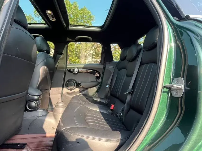 2018 MINI COUNTRYMAN 1.5T 136HP L3 6AT,autocango,china used car exporter,china ev exporter,chinese used car exporter,chinese used ev exporter