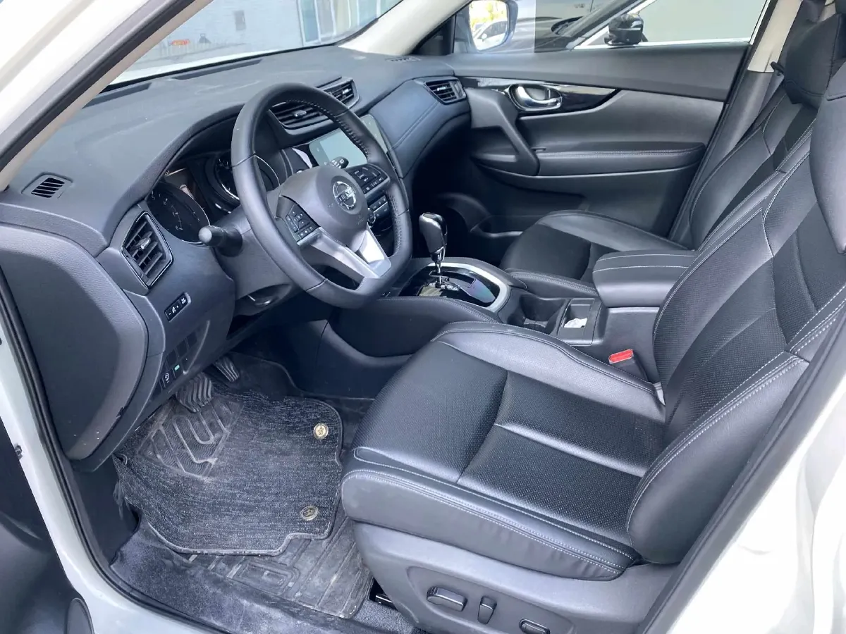 2023 Nissan X-Trail 2.0L 151HP L4 CVT,autocango,china used car exporter,china ev exporter,chinese used car exporter,chinese used ev exporter