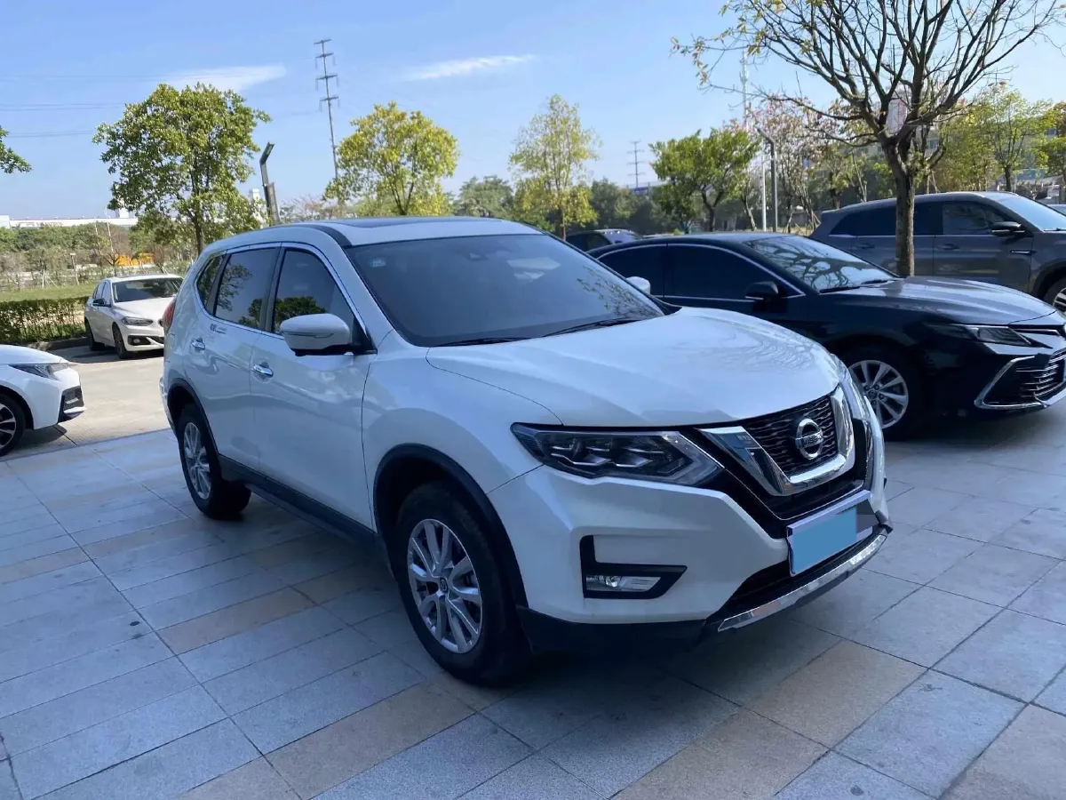 2023 Nissan X-Trail 2.0L 151HP L4 CVT,autocango,china used car exporter,china ev exporter,chinese used car exporter,chinese used ev exporter