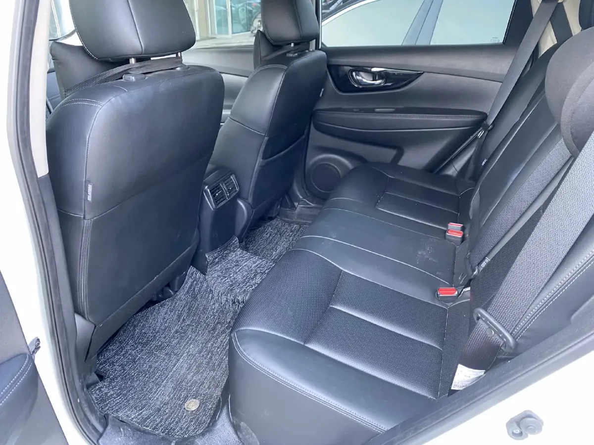 2023 Nissan X-Trail 2.0L 151HP L4 CVT,autocango,china used car exporter,china ev exporter,chinese used car exporter,chinese used ev exporter