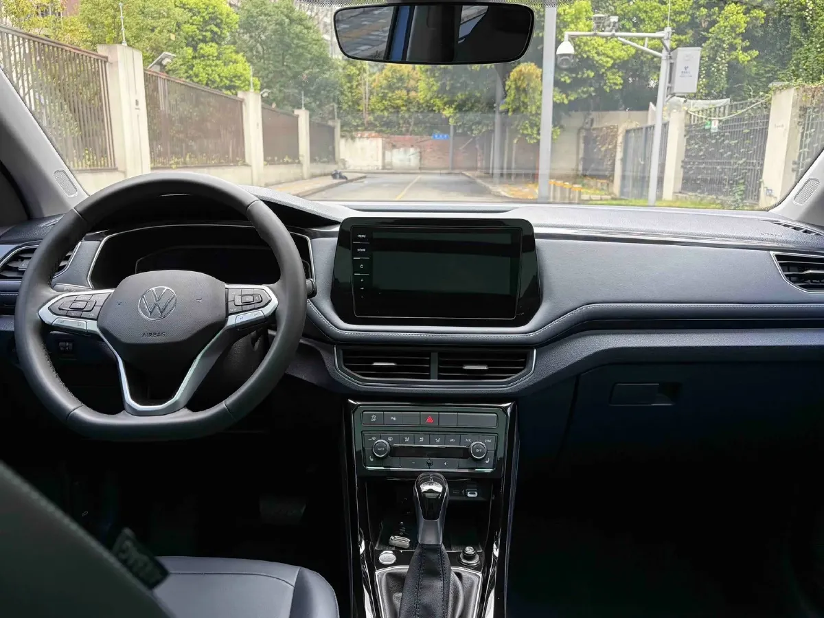 2025 Volkswagen Tharu 1.5T 160HP L4 7DCT,autocango,china used car exporter,china ev exporter,chinese used car exporter,chinese used ev exporter