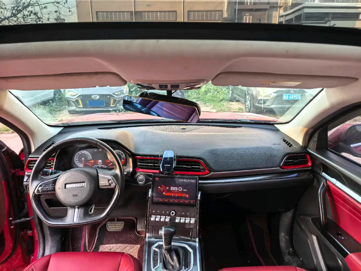 2018 Haval F5 1.5T 169HP L4 7DCT,autocango,china used car exporter,china ev exporter,chinese used car exporter,chinese used ev exporter