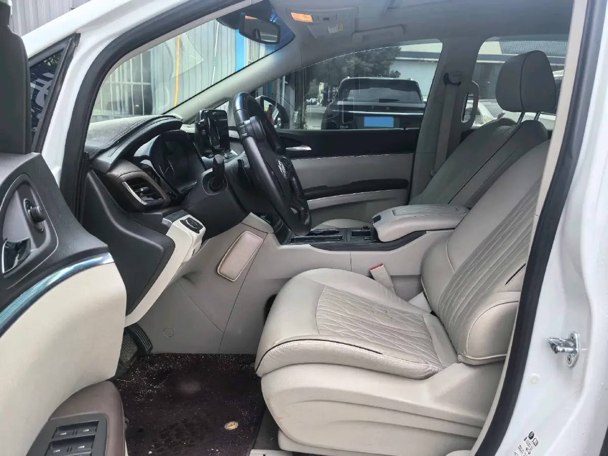 2022 Buick GL8 2.0T 237HP L4 9AT,autocango,china used car exporter,china ev exporter,chinese used car exporter,chinese used ev exporter