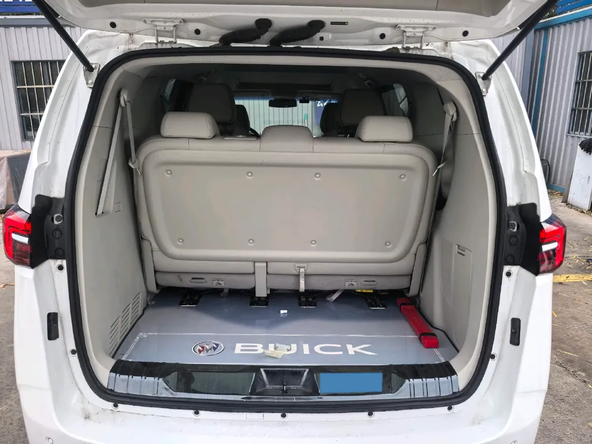 2022 Buick GL8 2.0T 237HP L4 9AT,autocango,china used car exporter,china ev exporter,chinese used car exporter,chinese used ev exporter