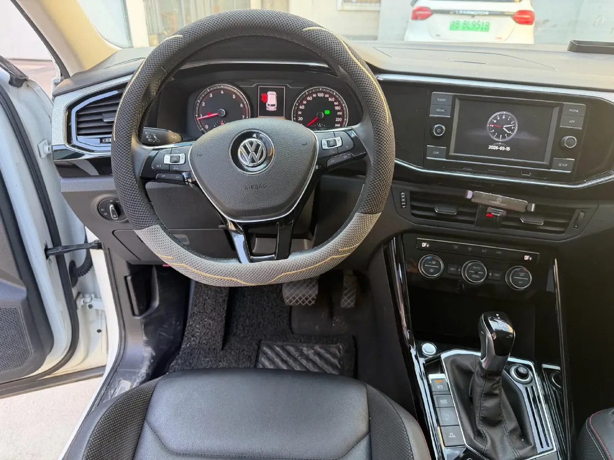 2019 Jeep Cherokee 2.0T 234HP L4 9AT,autocango,china used car exporter,china ev exporter,chinese used car exporter,chinese used ev exporter