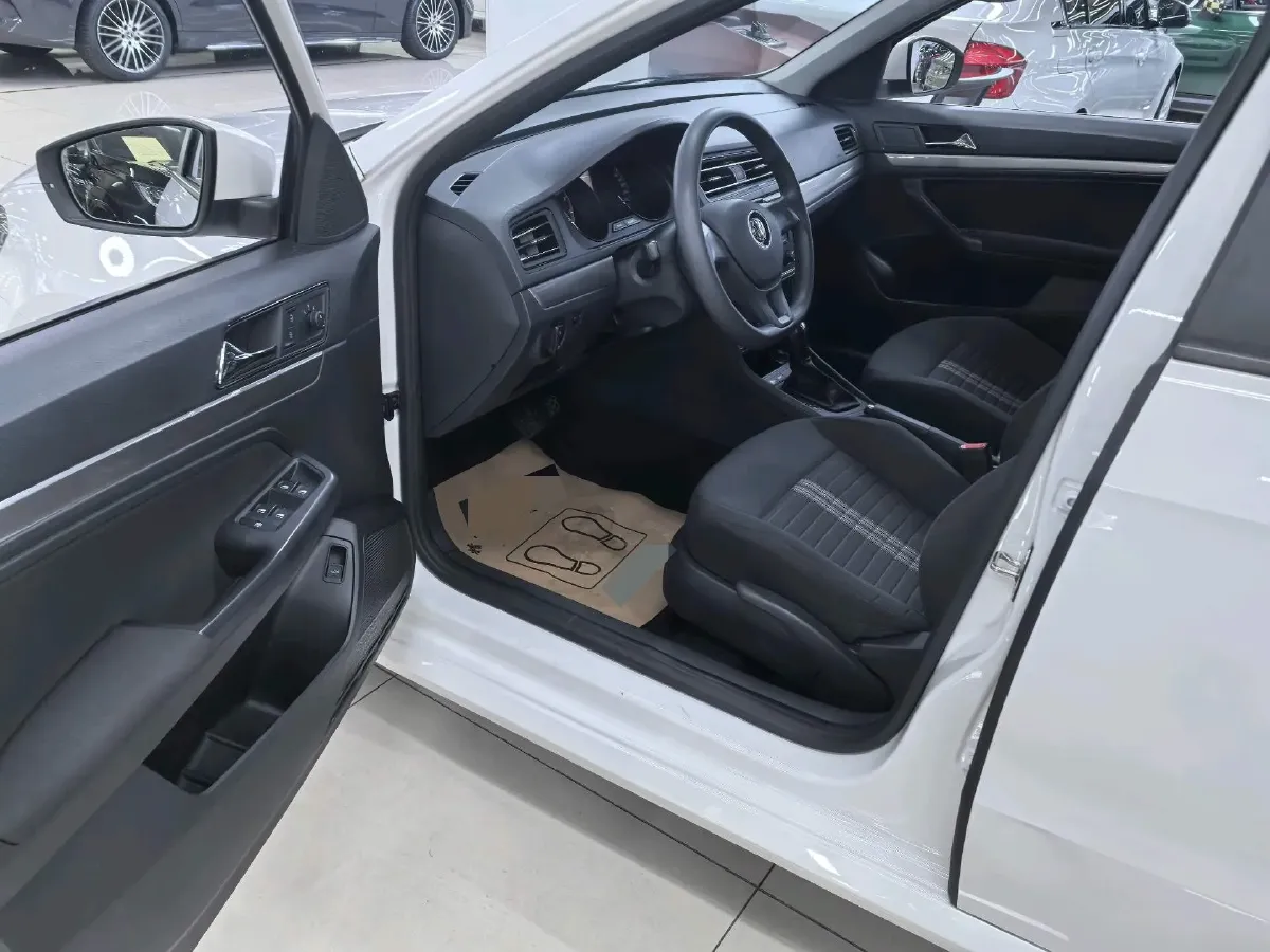 2019 ChangAn Eado XT 1.6L 128HP L4 6AT,autocango,china used car exporter,china ev exporter,chinese used car exporter,chinese used ev exporter