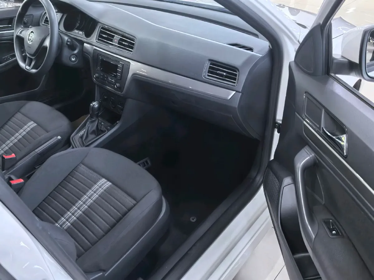 2019 ChangAn Eado XT 1.6L 128HP L4 6AT,autocango,china used car exporter,china ev exporter,chinese used car exporter,chinese used ev exporter