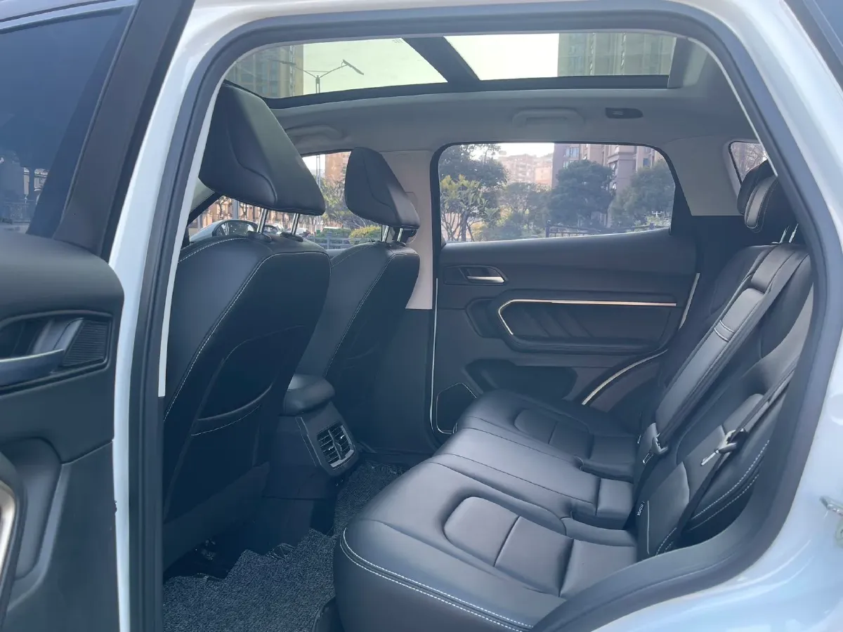 2019 Haval H6 1.5T 169HP L4 7DCT,autocango,china used car exporter,china ev exporter,chinese used car exporter,chinese used ev exporter