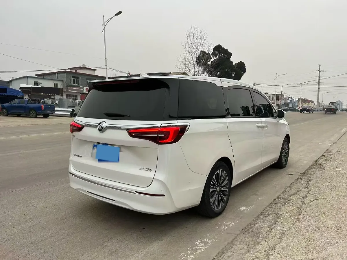 2022 Buick GL8 2.0T 237HP L4 9AT,autocango,china used car exporter,china ev exporter,chinese used car exporter,chinese used ev exporter