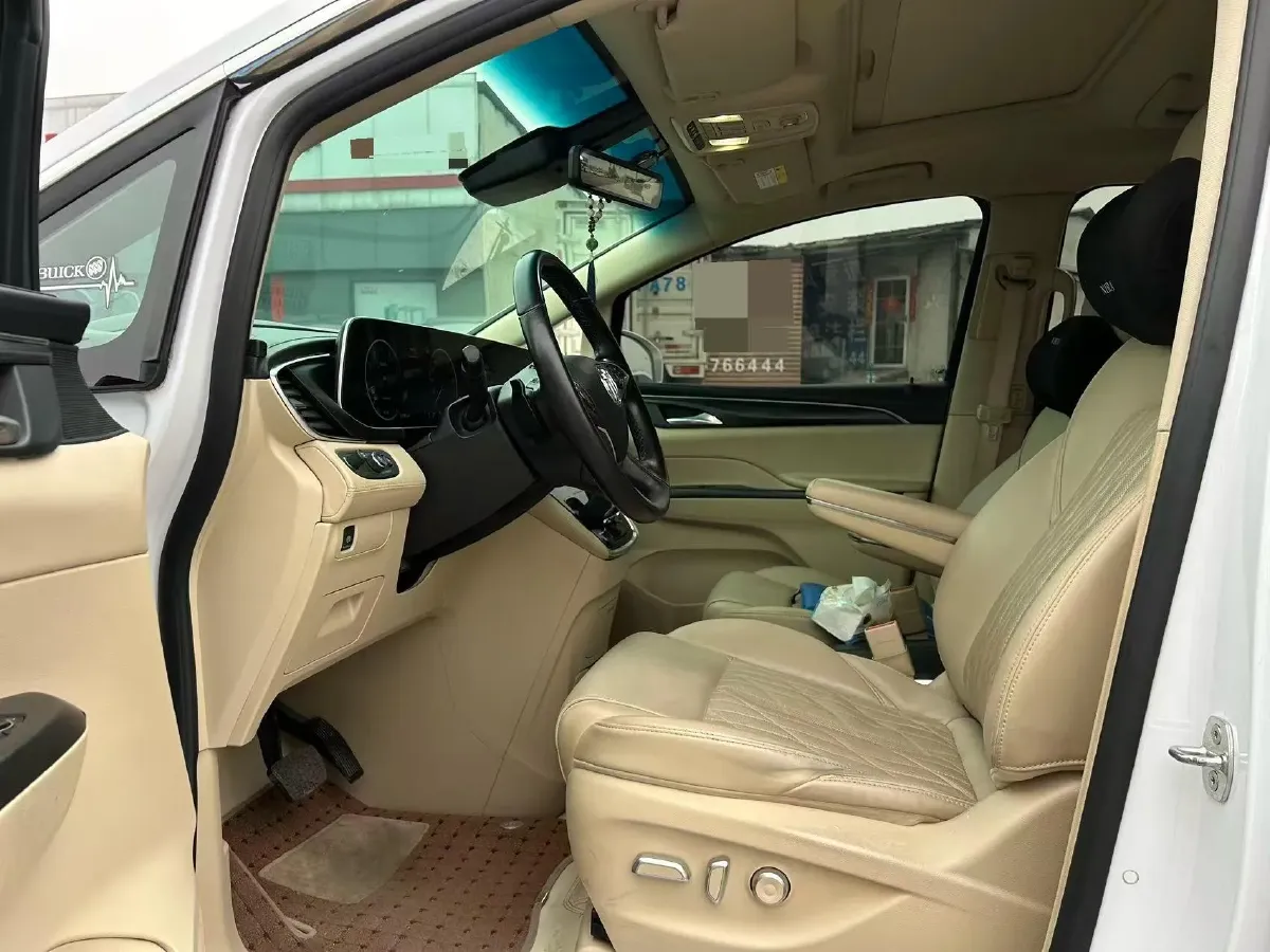 2022 Buick GL8 2.0T 237HP L4 9AT,autocango,china used car exporter,china ev exporter,chinese used car exporter,chinese used ev exporter