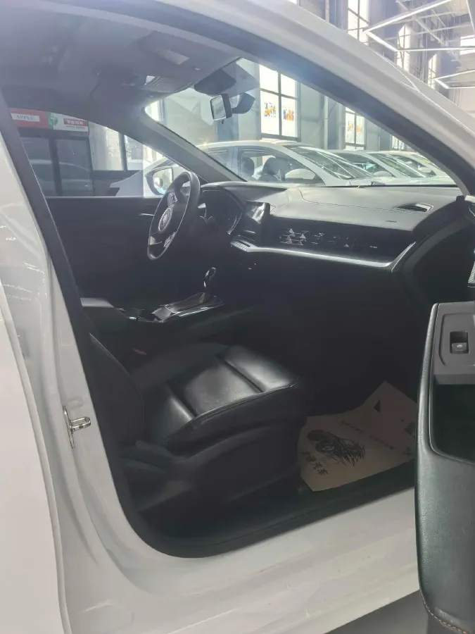 2021 MG 5 1.5L 120HP L4 CVT,autocango,china used car exporter,china ev exporter,chinese used car exporter,chinese used ev exporter