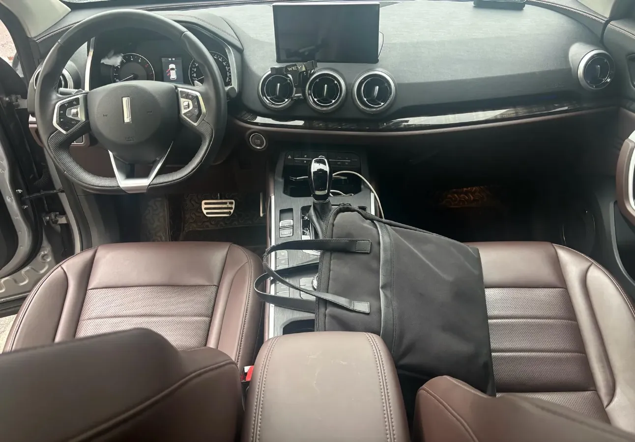 2019 WEY VV5 2.0T 224HP L4 7DCT,autocango,china used car exporter,china ev exporter,chinese used car exporter,chinese used ev exporter