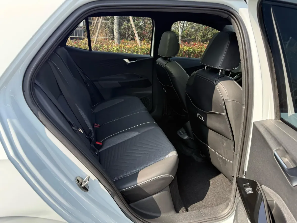 2023 Volkswagen ID.3 BEV 52.8KWH,autocango,china used car exporter,china ev exporter,chinese used car exporter,chinese used ev exporter