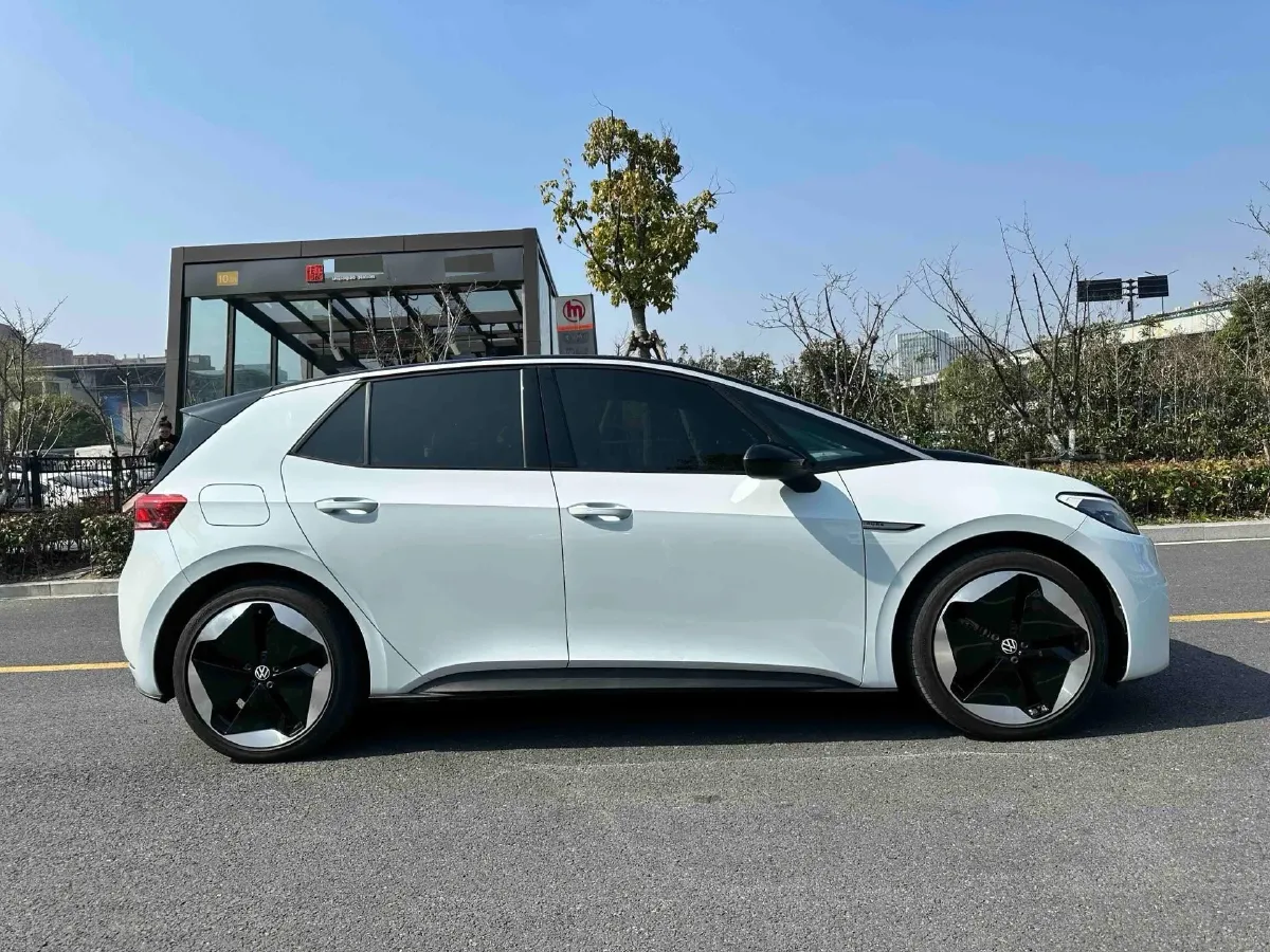 2023 Volkswagen ID.3 BEV 52.8KWH,autocango,china used car exporter,china ev exporter,chinese used car exporter,chinese used ev exporter