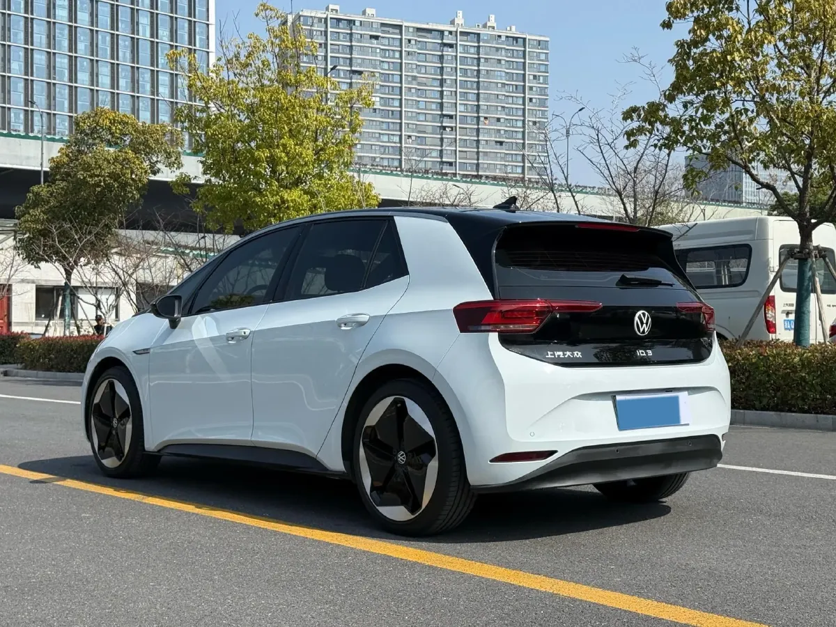 2023 Volkswagen ID.3 BEV 52.8KWH,autocango,china used car exporter,china ev exporter,chinese used car exporter,chinese used ev exporter