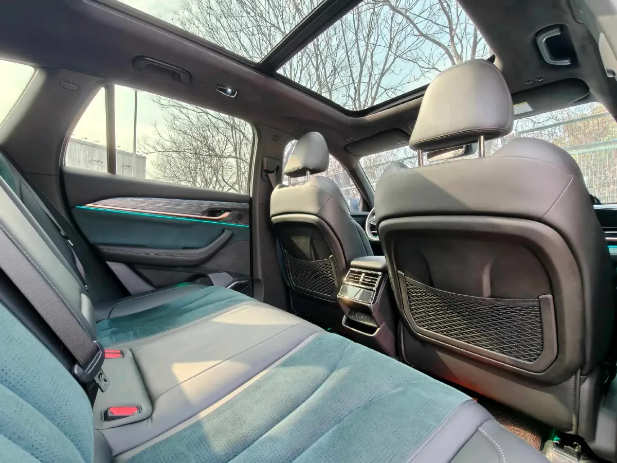 2021 Geely Monjaro 2.0T 238HP L4 8AT,autocango,china used car exporter,china ev exporter,chinese used car exporter,chinese used ev exporter