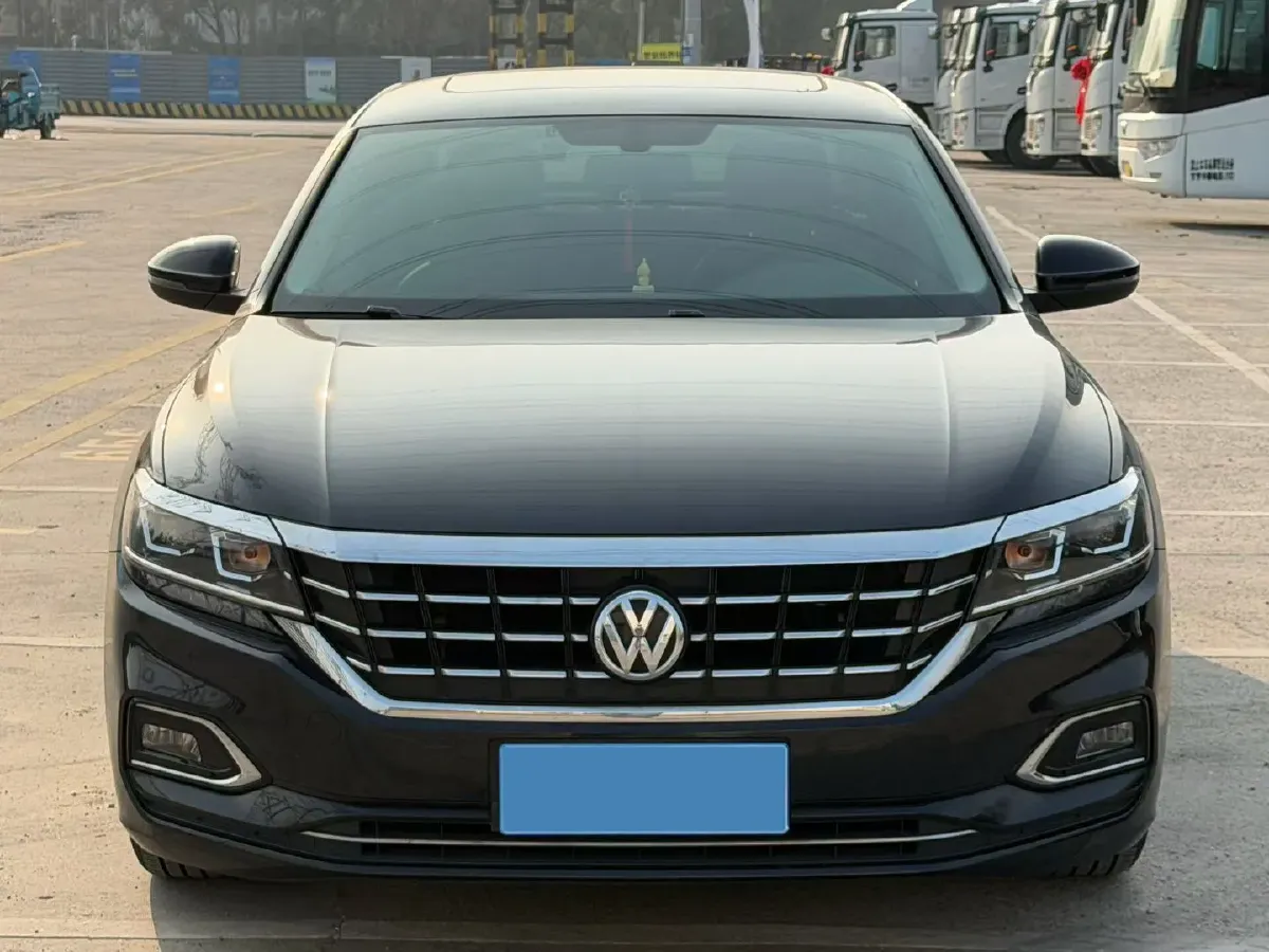 2019 Skoda Kodiak 2.0T 186HP L4 7DCT,autocango,china used car exporter,china ev exporter,chinese used car exporter,chinese used ev exporter