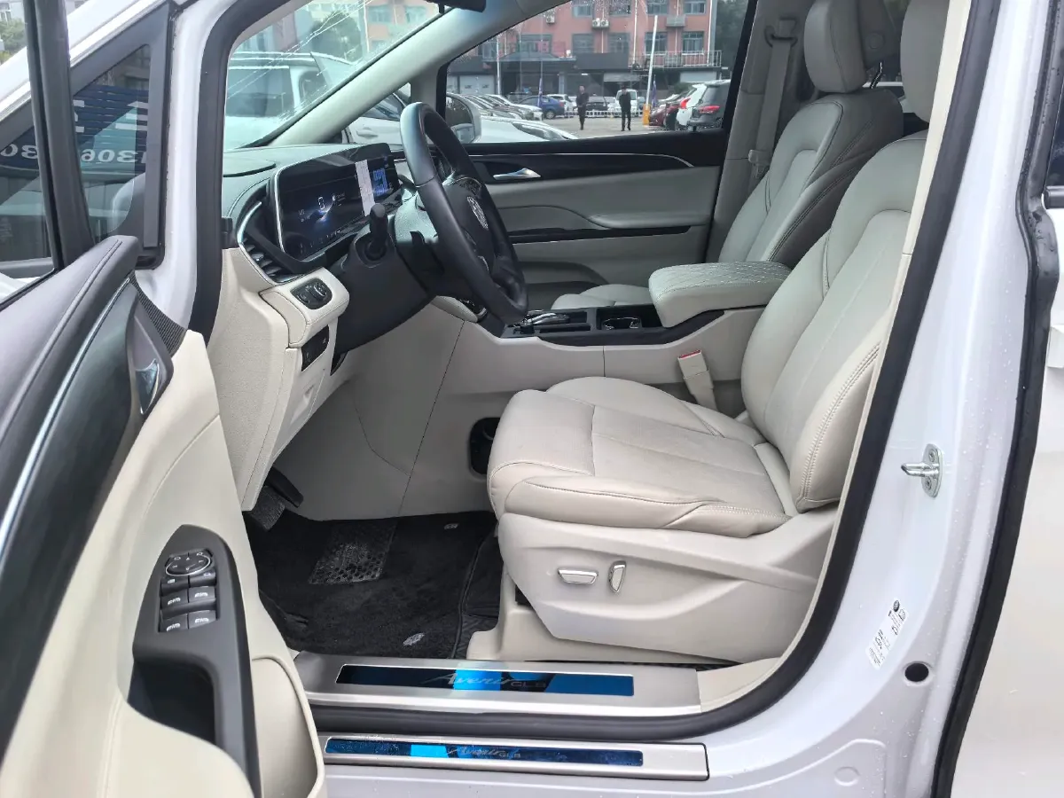 2023 Buick GL8 2.0T 237HP L4 9AT,autocango,china used car exporter,china ev exporter,chinese used car exporter,chinese used ev exporter