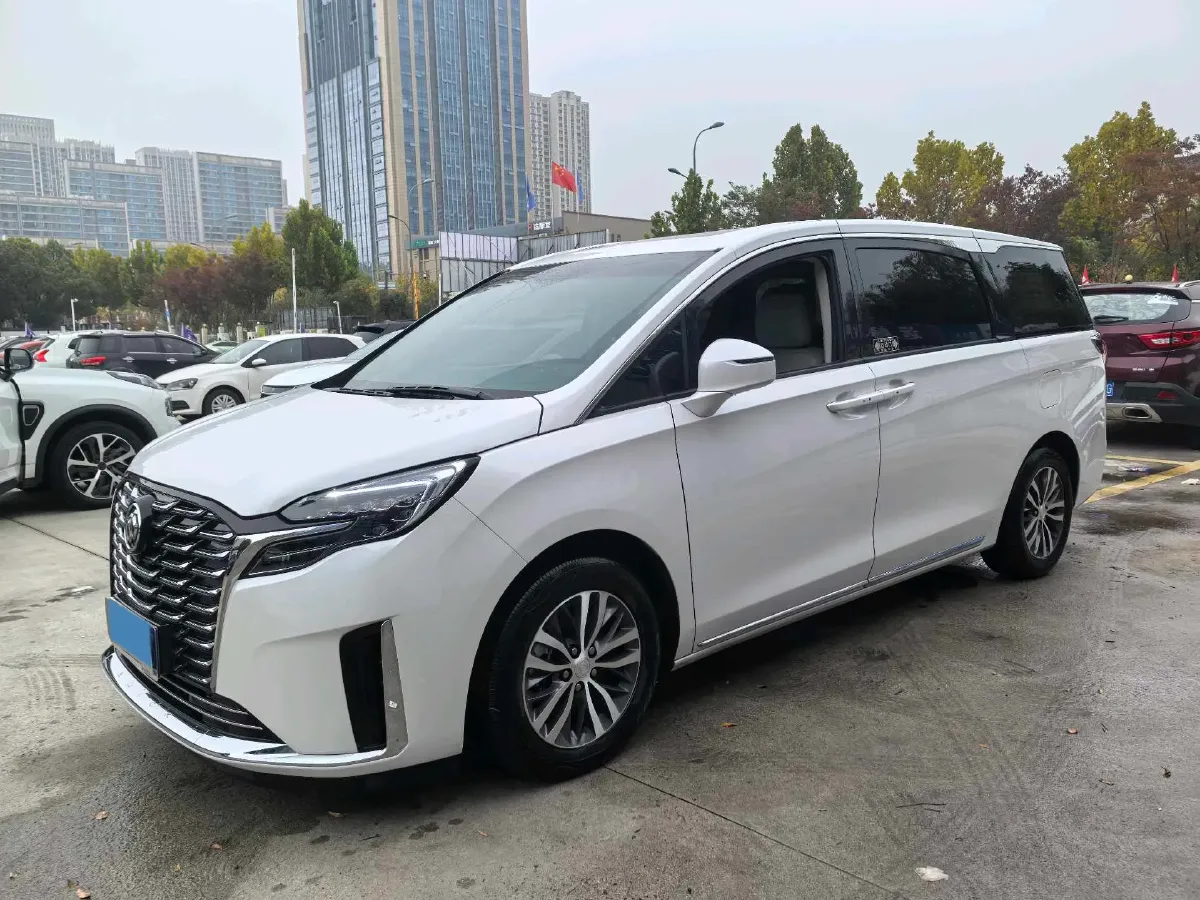 2023 Buick GL8 2.0T 237HP L4 9AT,autocango,china used car exporter,china ev exporter,chinese used car exporter,chinese used ev exporter
