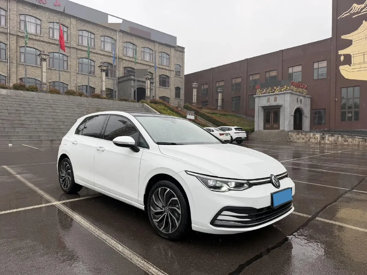 2023 Volkswagen Golf 1.4T 150HP L4 7DCT,autocango,china used car exporter,china ev exporter,chinese used car exporter,chinese used ev exporter