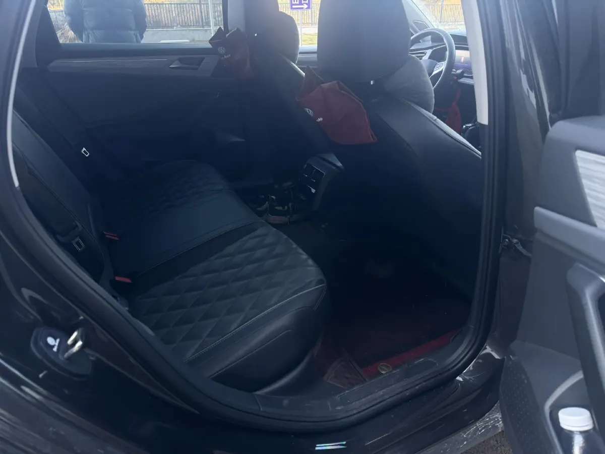 2025 Volkswagen Sagitar 1.5T 160HP L4 7DCT,autocango,china used car exporter,china ev exporter,chinese used car exporter,chinese used ev exporter