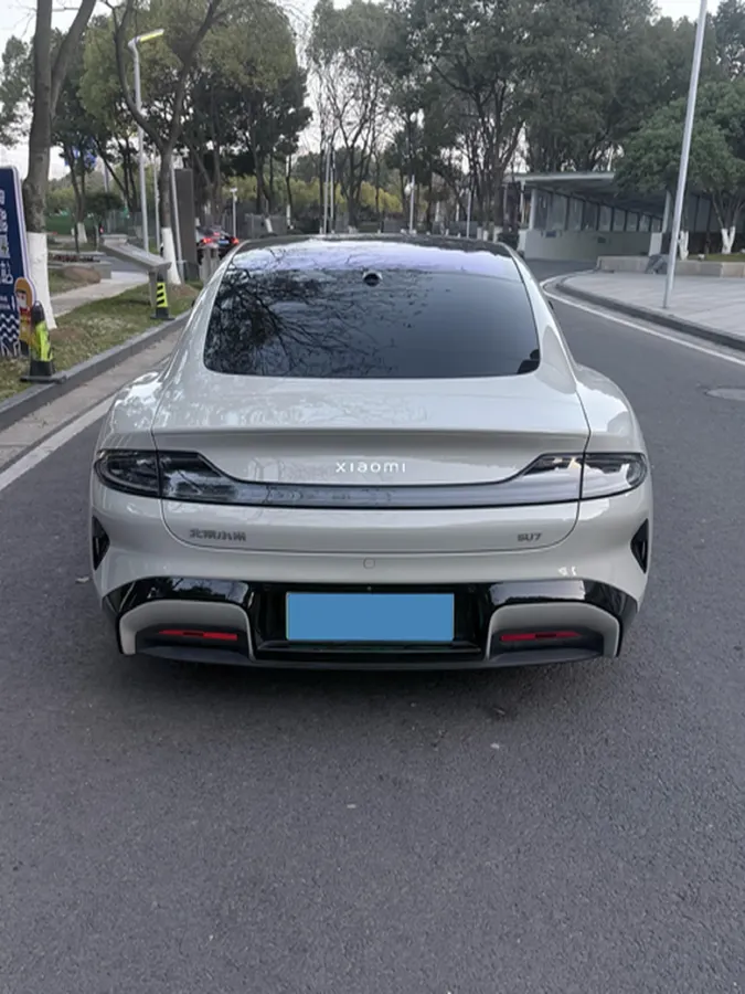 2024 MI SU7 BEV 73.6KWH,autocango,china used car exporter,china ev exporter,chinese used car exporter,chinese used ev exporter