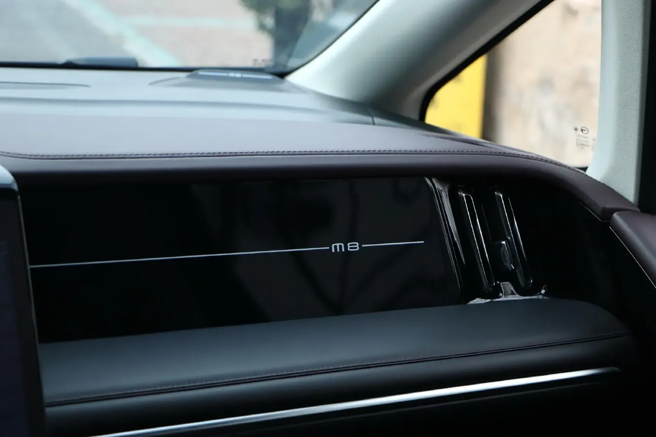 2024 GAC Trumpchi M8 2.0T 252HP L4 8AT,autocango,china used car exporter,china ev exporter,chinese used car exporter,chinese used ev exporter