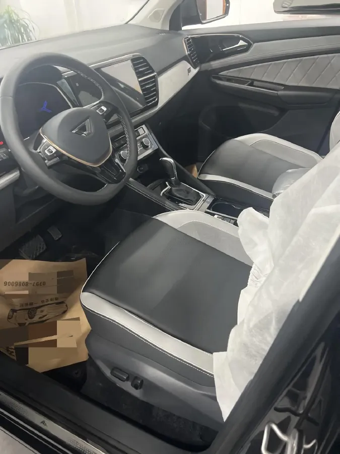 2023 Jetta VS7 1.4T 150HP L4 6AT,autocango,china used car exporter,china ev exporter,chinese used car exporter,chinese used ev exporter