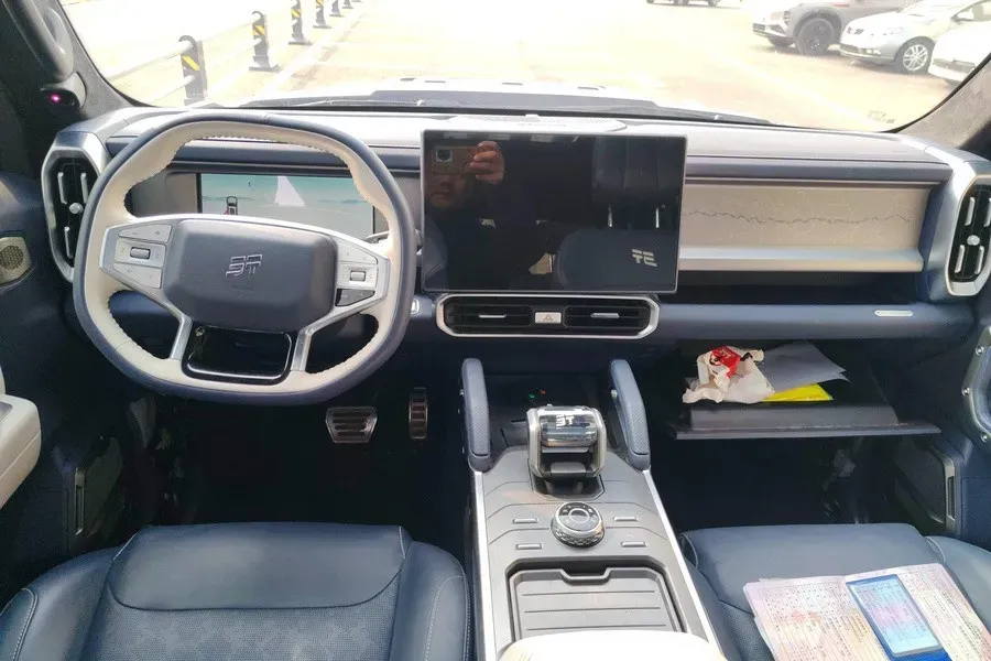 2024 Jetour ShanHai TravellerC-DM 1.5T 156HP L4 3DHT PHEV 43.24KWH,autocango,china used car exporter,china ev exporter,chinese used car exporter,chinese used ev exporter