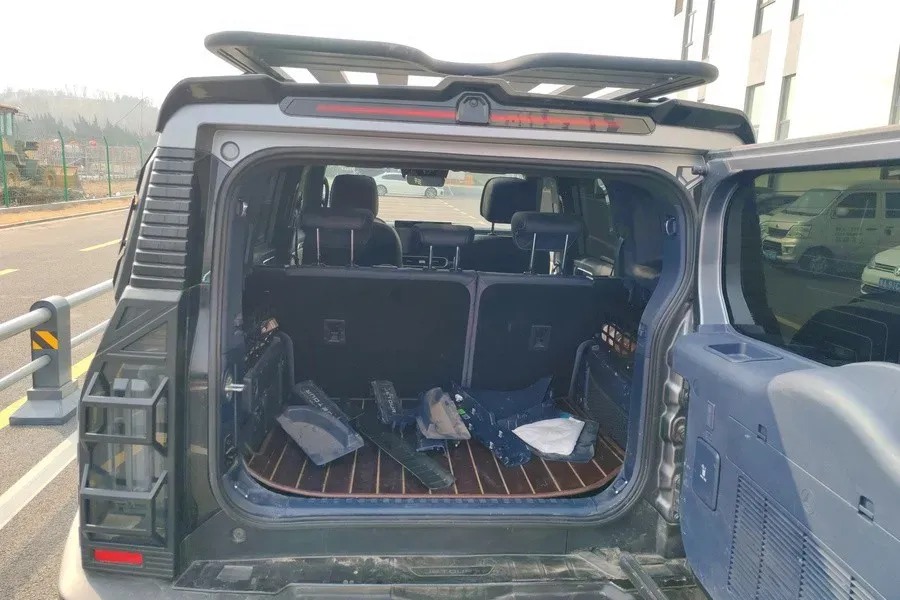 2024 Jetour ShanHai TravellerC-DM 1.5T 156HP L4 3DHT PHEV 43.24KWH,autocango,china used car exporter,china ev exporter,chinese used car exporter,chinese used ev exporter