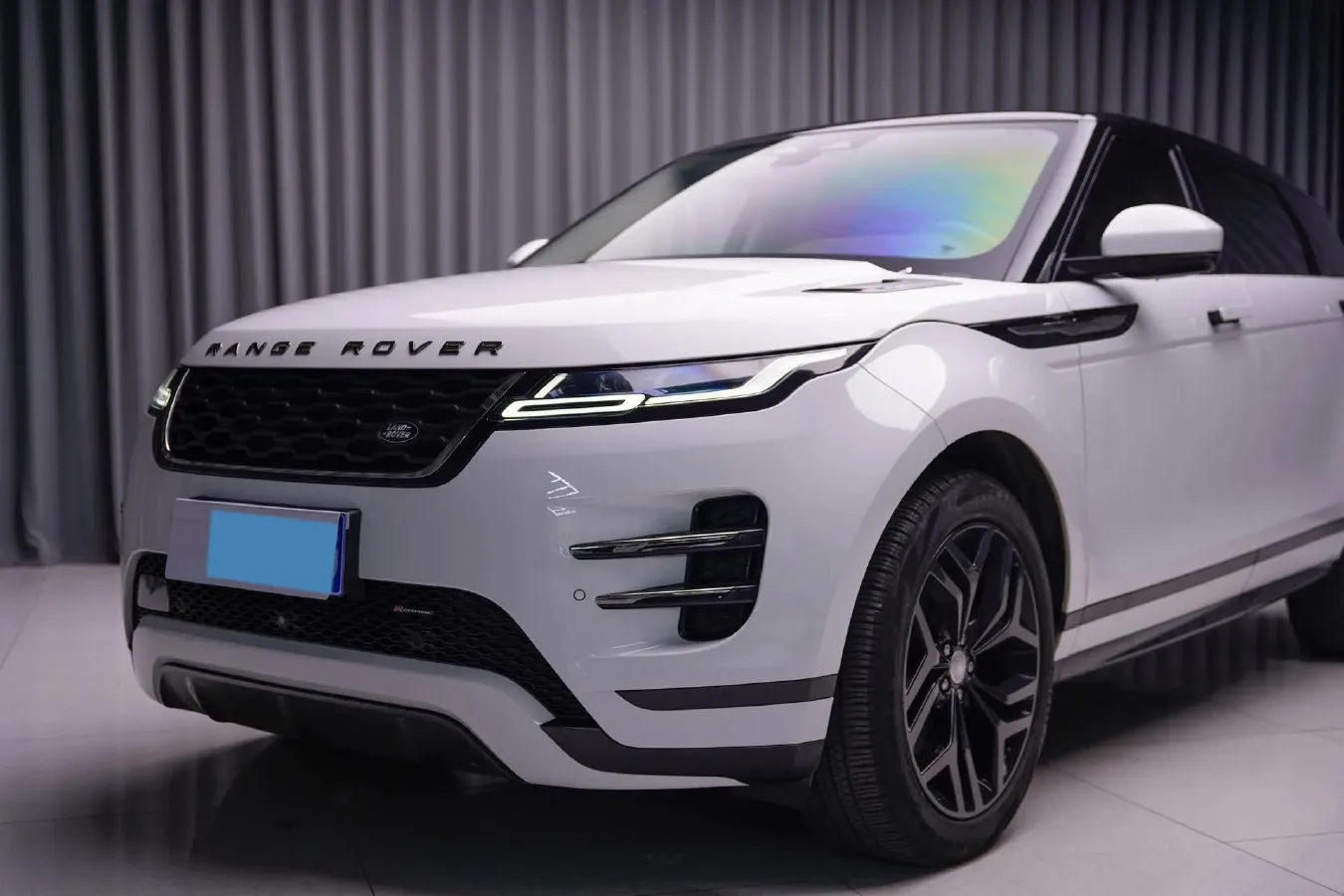 2022 Land Rover Range Rover Evoque 2.0T 200HP L4 9AT,autocango,china used car exporter,china ev exporter,chinese used car exporter,chinese used ev exporter