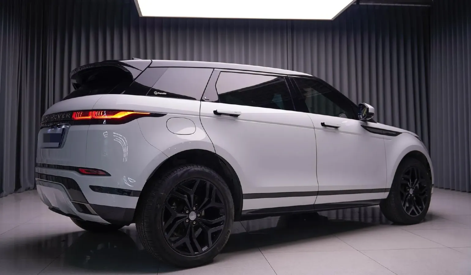 2022 Land Rover Range Rover Evoque 2.0T 200HP L4 9AT,autocango,china used car exporter,china ev exporter,chinese used car exporter,chinese used ev exporter