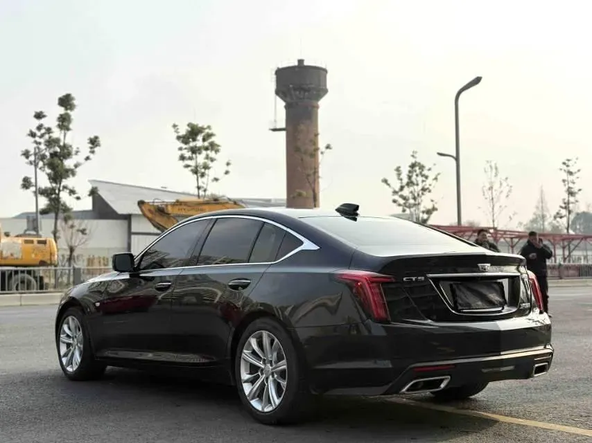 2024 Cadillac CT5 2.0T 237HP L4 10AT,autocango,china used car exporter,china ev exporter,chinese used car exporter,chinese used ev exporter