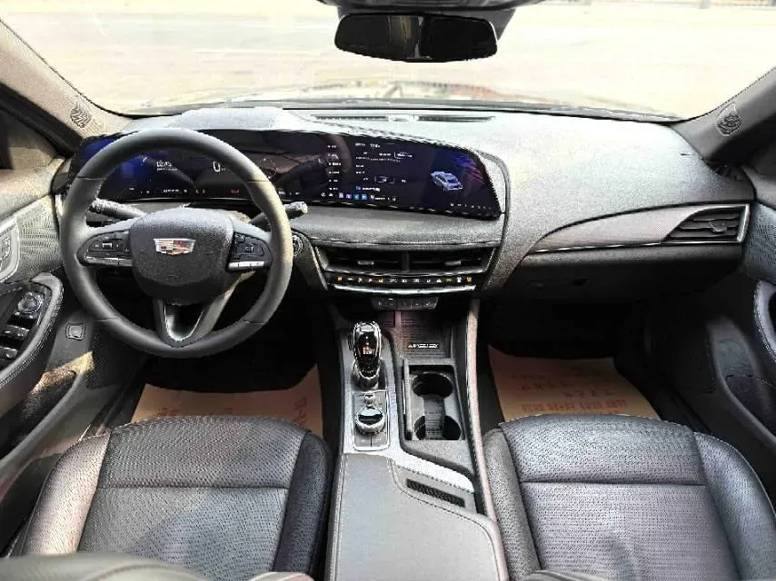 2024 Cadillac CT5 2.0T 237HP L4 10AT,autocango,china used car exporter,china ev exporter,chinese used car exporter,chinese used ev exporter