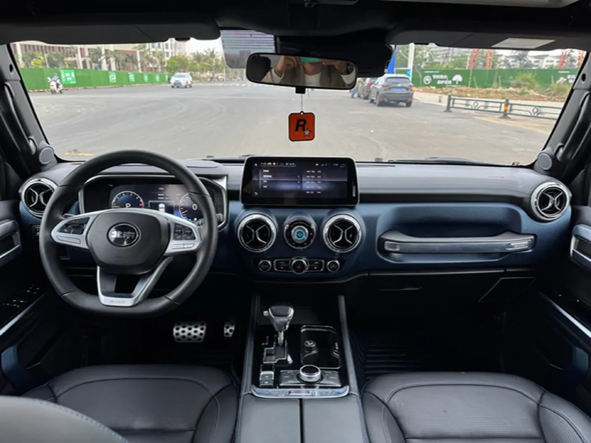 2019 Beijing BJ40 2.3T 231HP L4 6AT,autocango,china used car exporter,china ev exporter,chinese used car exporter,chinese used ev exporter