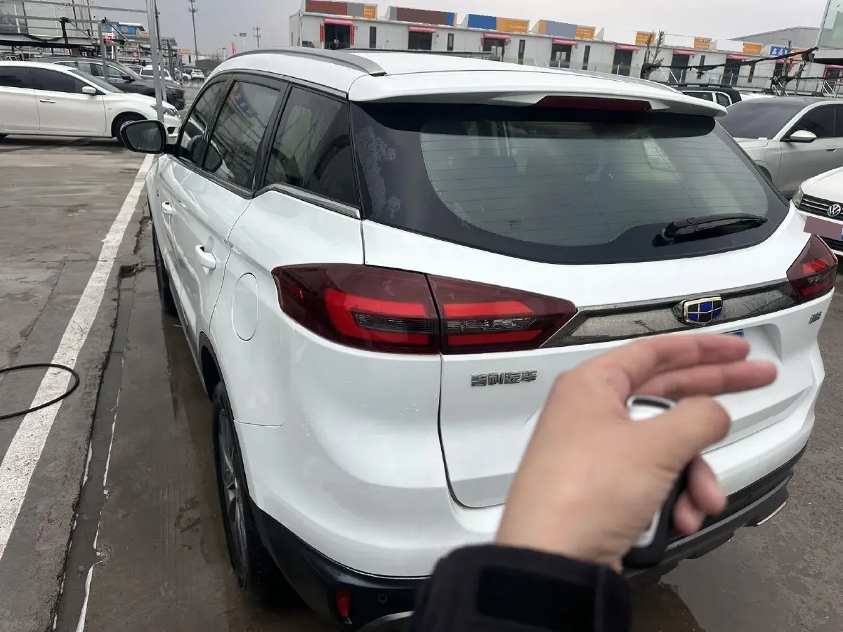 2020 Roewe i6 1.5T 169HP L4 7DCT,autocango,china used car exporter,china ev exporter,chinese used car exporter,chinese used ev exporter