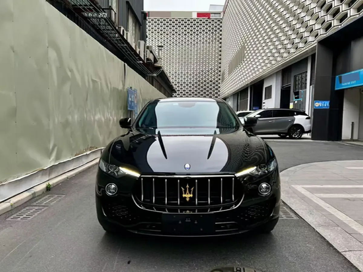 2020 Maserati Levante 3.0T 350HP V6 8AT,autocango,china used car exporter,china ev exporter,chinese used car exporter,chinese used ev exporter