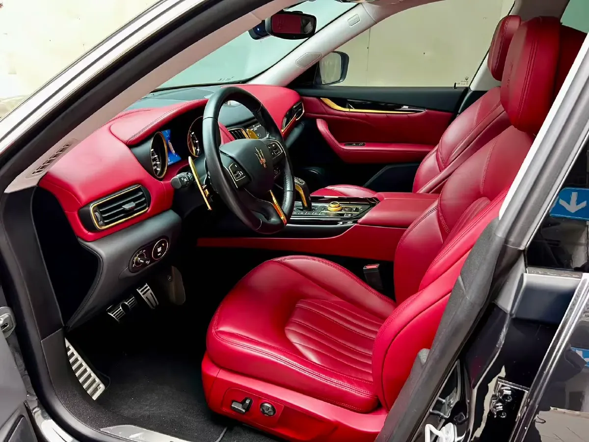 2020 Maserati Levante 3.0T 350HP V6 8AT,autocango,china used car exporter,china ev exporter,chinese used car exporter,chinese used ev exporter