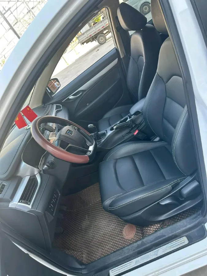 2018 Geely Emgrand 1.5L 109HP L4 5MT,autocango,china used car exporter,china ev exporter,chinese used car exporter,chinese used ev exporter