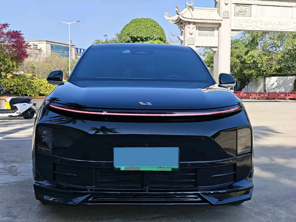 2024 Li L6 Range Extended 154HP L4 REEV 36.8KWH,autocango,china used car exporter,china ev exporter,chinese used car exporter,chinese used ev exporter