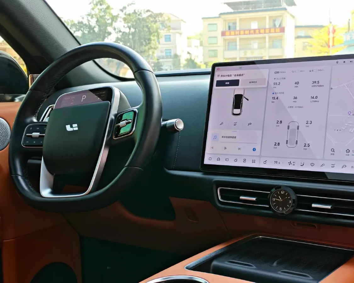 2024 Li L6 Range Extended 154HP L4 REEV 36.8KWH,autocango,china used car exporter,china ev exporter,chinese used car exporter,chinese used ev exporter