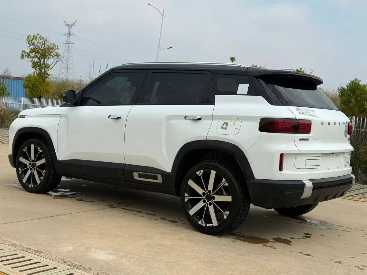 2023 Geely ICON 1.5T 181HP L4 7DCT,autocango,china used car exporter,china ev exporter,chinese used car exporter,chinese used ev exporter