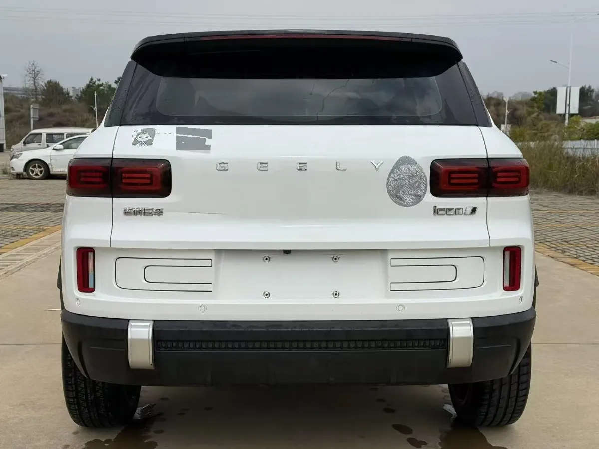 2023 Geely ICON 1.5T 181HP L4 7DCT,autocango,china used car exporter,china ev exporter,chinese used car exporter,chinese used ev exporter