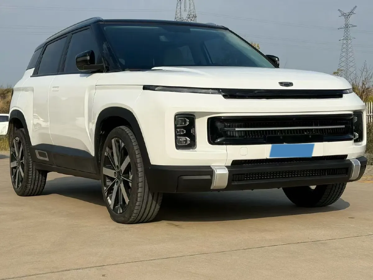 2023 Geely ICON 1.5T 181HP L4 7DCT,autocango,china used car exporter,china ev exporter,chinese used car exporter,chinese used ev exporter