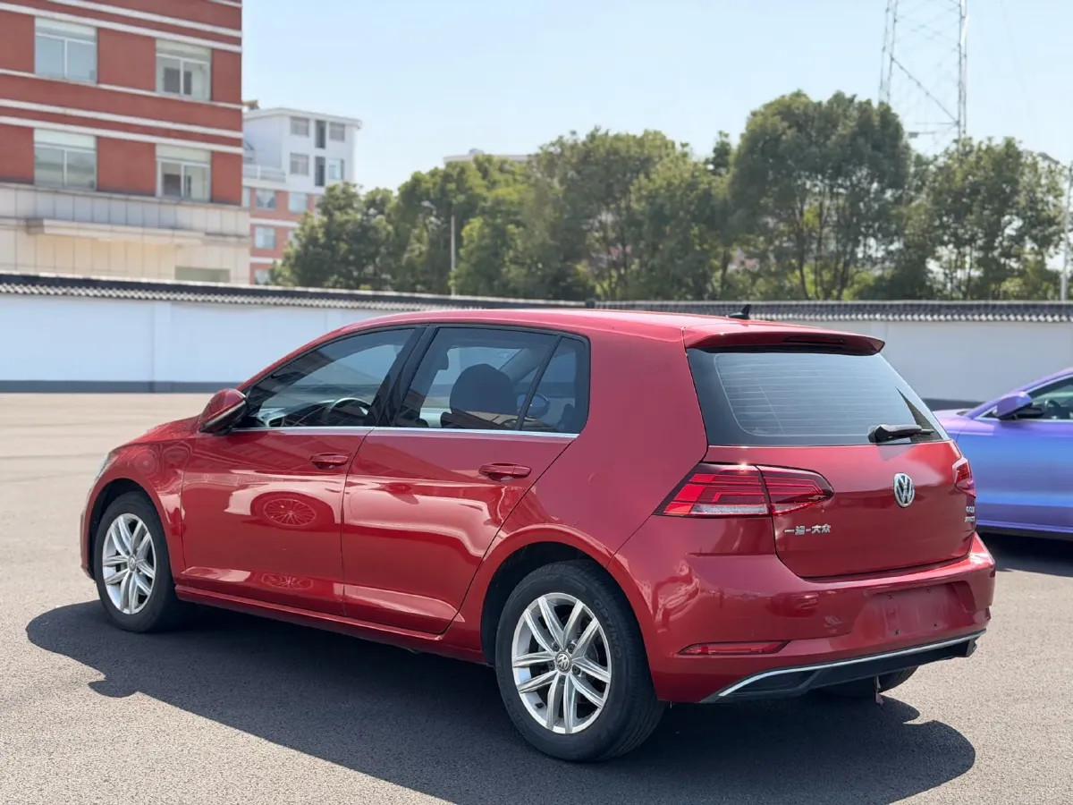2019 Brilliance Auto V7 1.8T 231HP L4 7DCT,autocango,china used car exporter,china ev exporter,chinese used car exporter,chinese used ev exporter