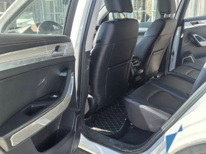 2017 Zotye Damy X7 2.0T 190HP L4 6DCT,autocango,china used car exporter,china ev exporter,chinese used car exporter,chinese used ev exporter